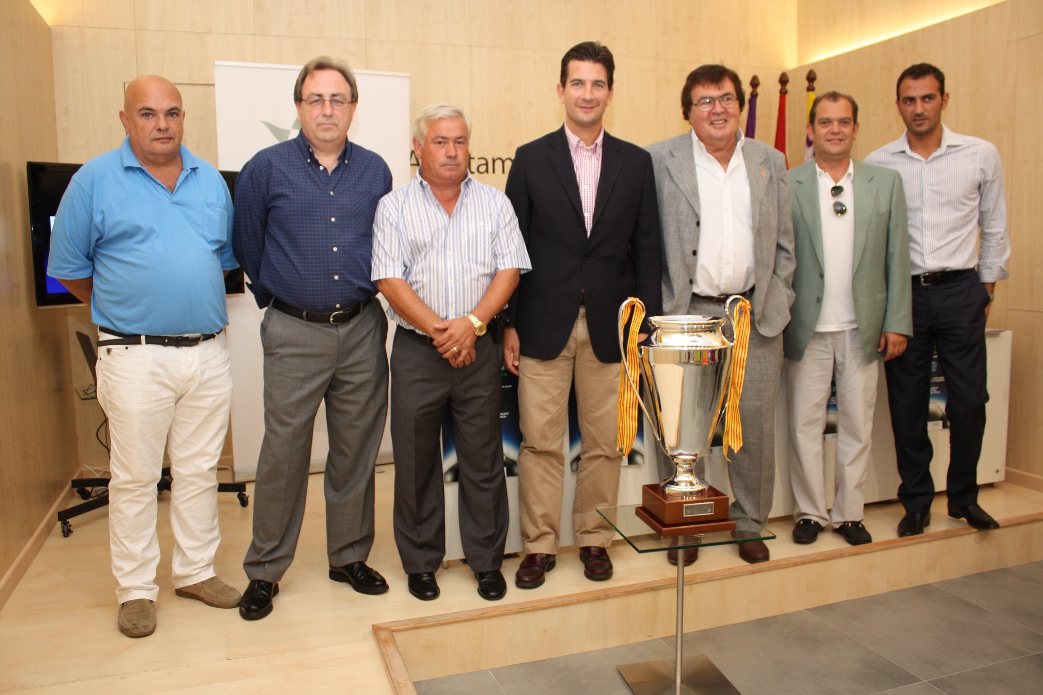 El Ayuntamiento de Palma presenta el I Trofeo Juvenil Ciudad de Palma de Fútbol