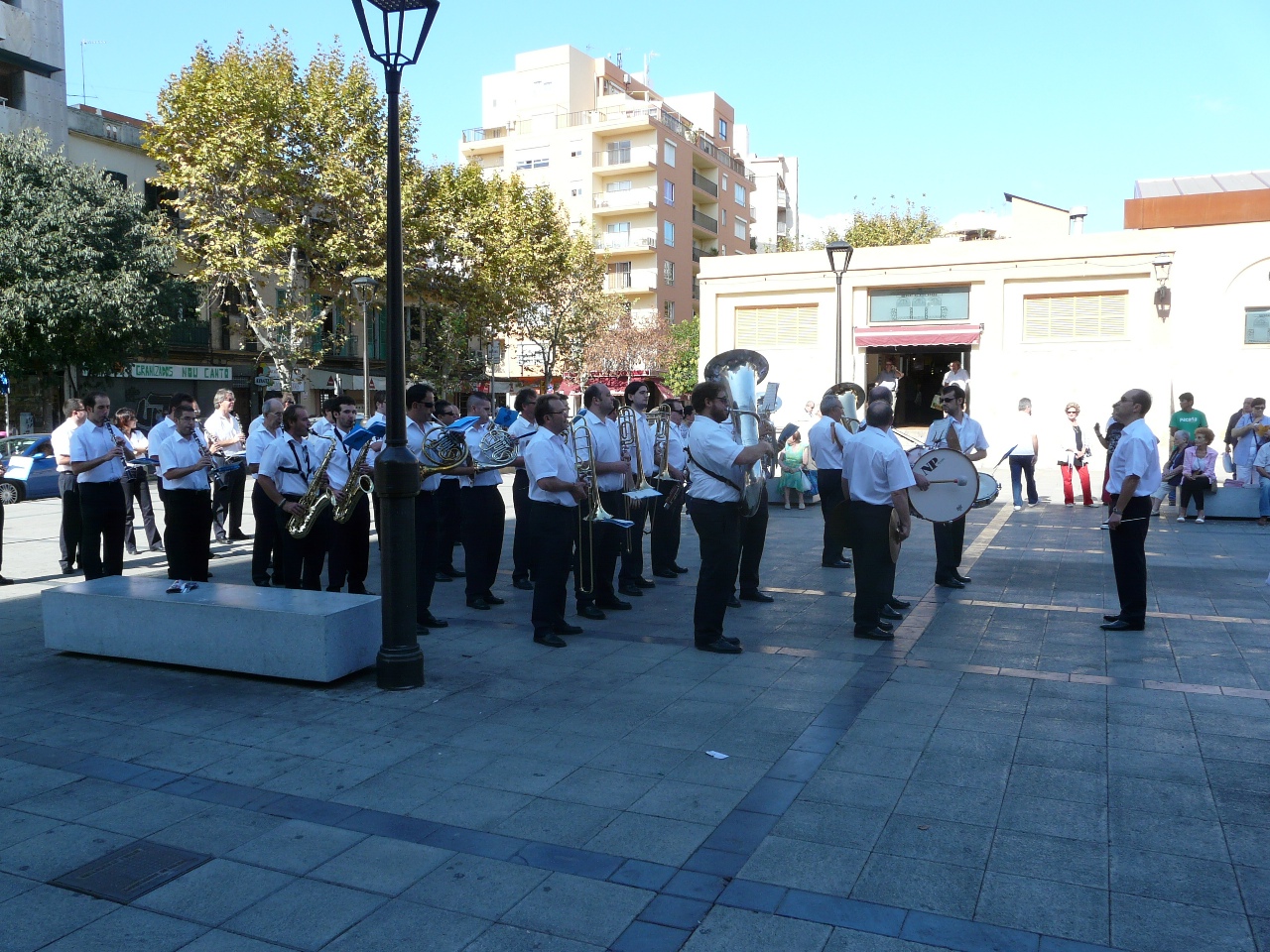 Concert a càrrec de la Banda Municipal de Palma en el Mercat de Pere Garau