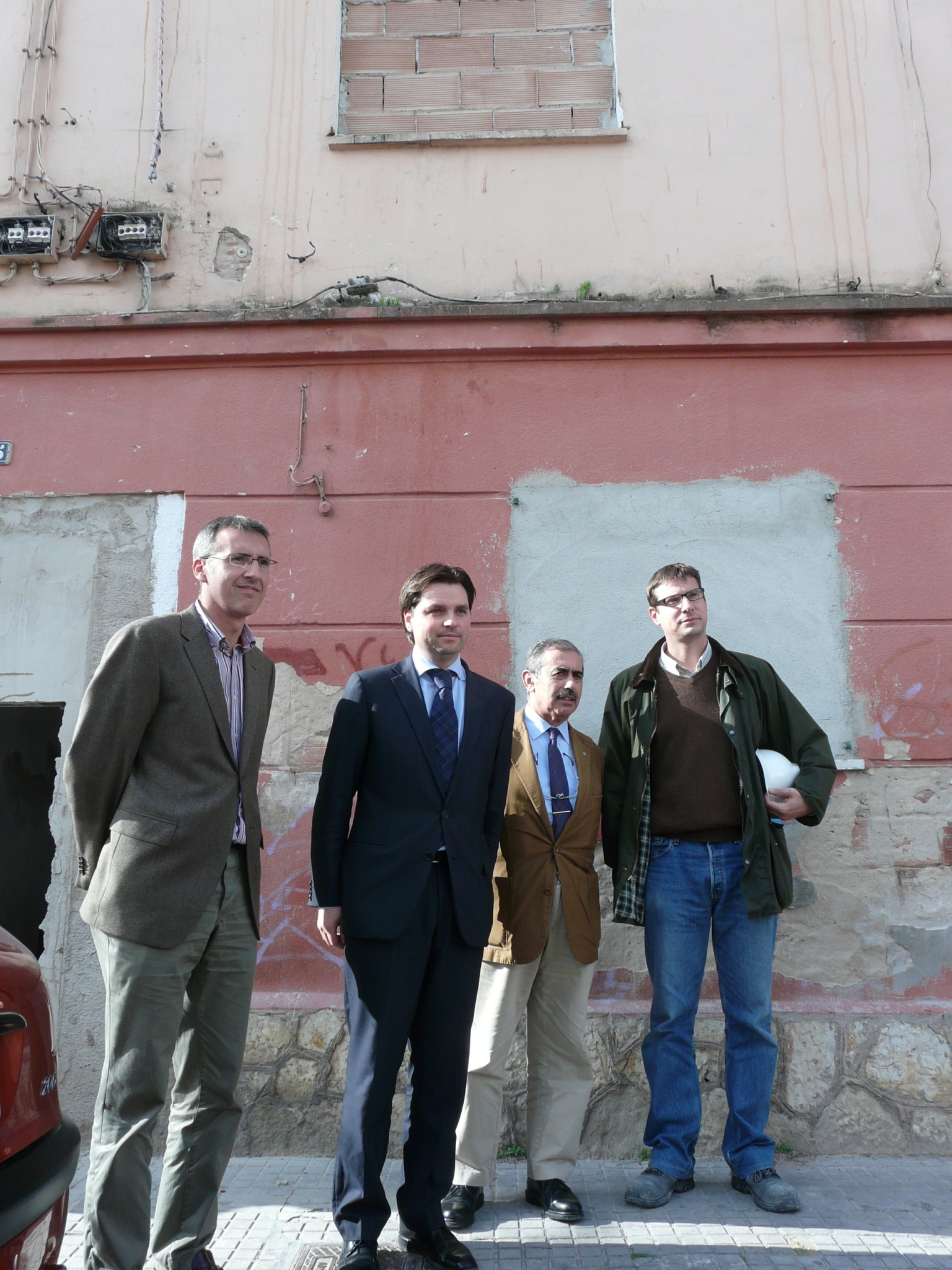 El Ayuntamiento demolerá el bloque XIII de las viviendas sociales de Camp Redó