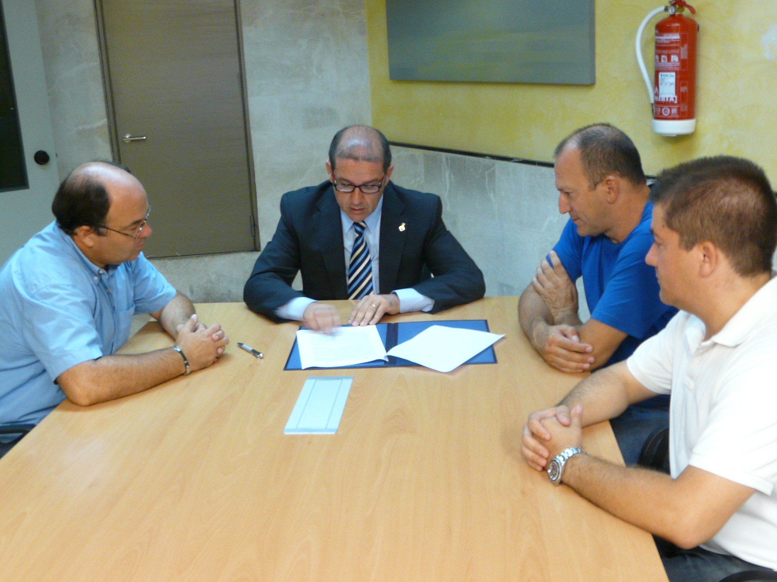 Els taxis de l'aeroport, el port i Taxitour hauran d'instal.lar datàfon 